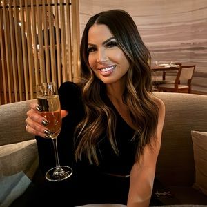 Meet your Posher, Kelli